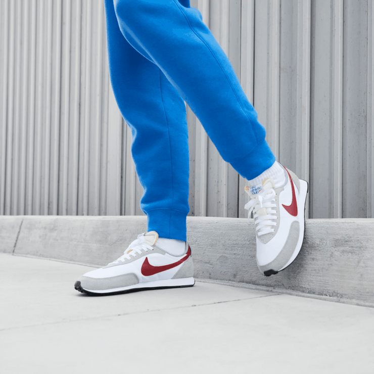 Nike Waffle Trainer 2 Shoes Angle 0