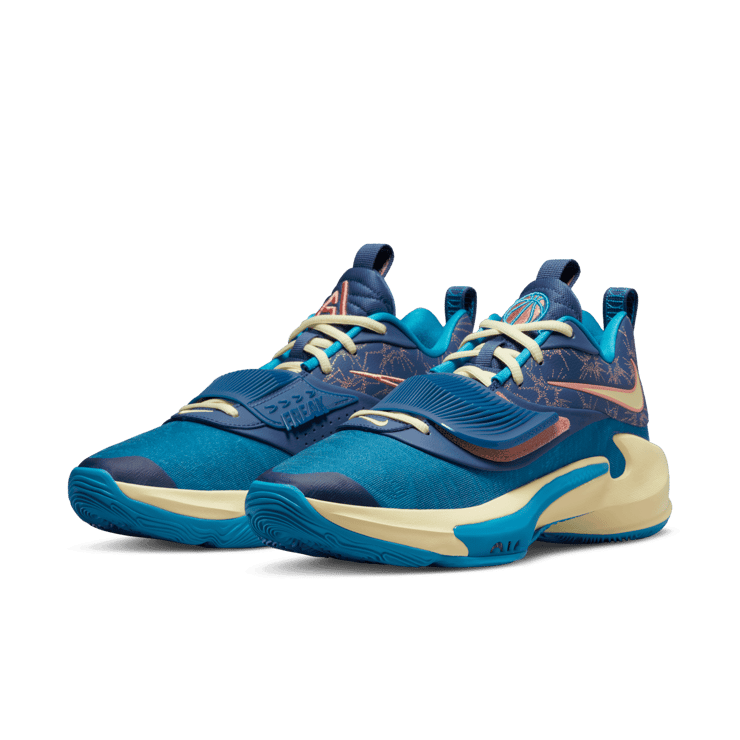 Nike Zoom Freak 3 Basketball Shoes Angle 2