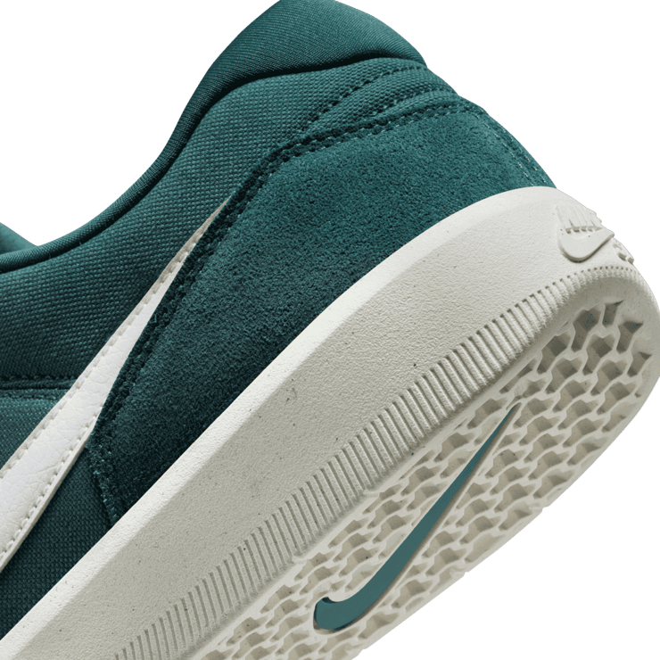 Nike SB Force 58 Skate Shoes Angle 5