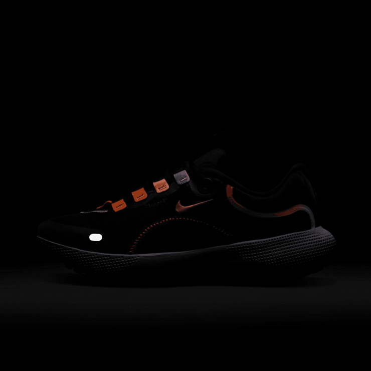 Nike React Escape Run Road Running Shoes Angle 6