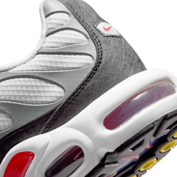 Nike Air Max Plus Shoes Angle 5