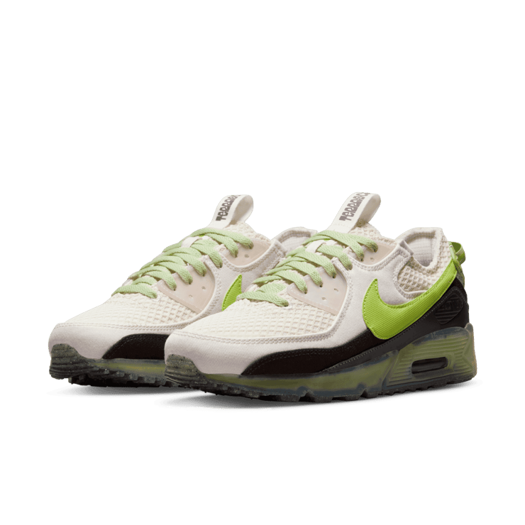 Nike Air Max Terrascape 90 Shoes Angle 2