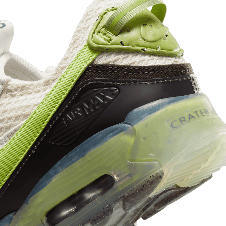Nike Air Max Terrascape 90 Shoes Angle 5