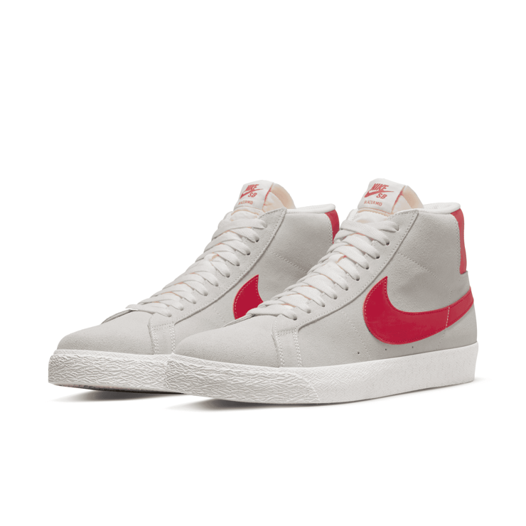 Nike SB Zoom Blazer Mid Skate Shoes Angle 3
