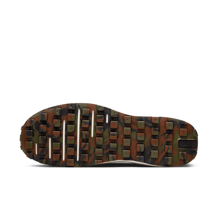Nike Waffle One SE Shoes Angle 0
