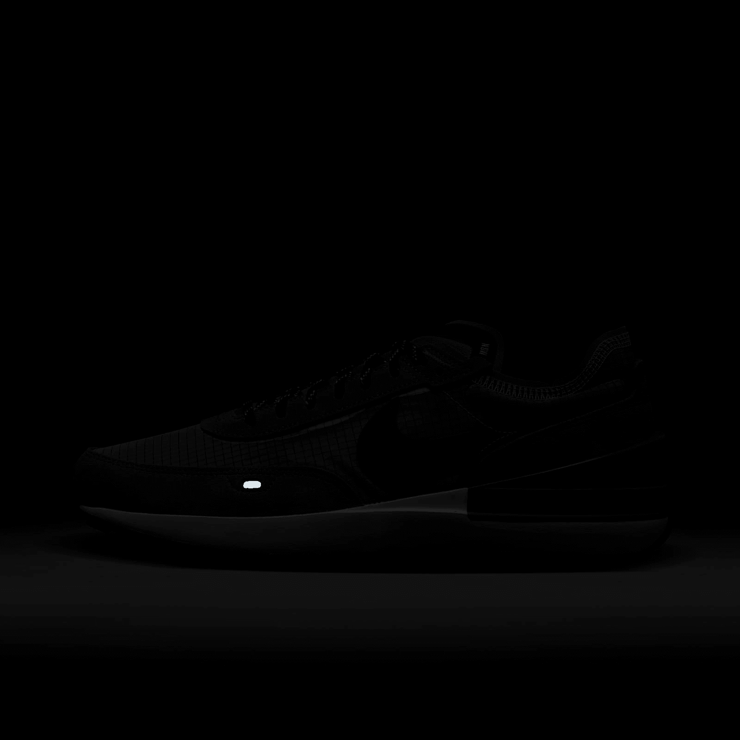 Nike Waffle One SE Shoes Angle 6