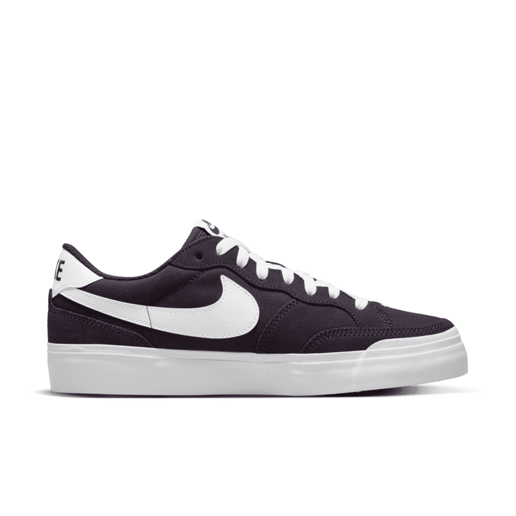 Nike SB Pogo Skate Shoes Angle 1