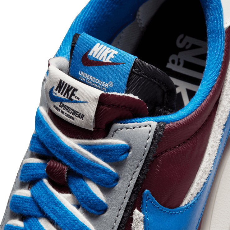 Nike LD Waffle sacai Undercover Team Royal Angle 6