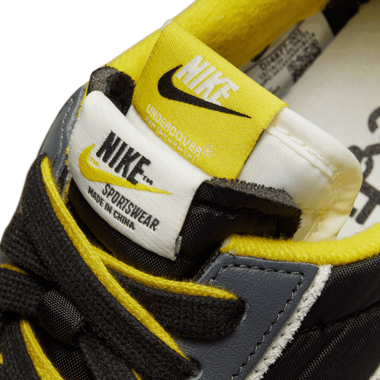 Nike LD Waffle sacai Undercover Bright Citron Angle 7