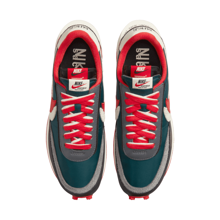 Nike LD Waffle sacai Undercover University Red Angle 1