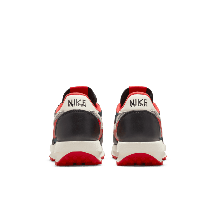 Nike LD Waffle sacai Undercover University Red Angle 3