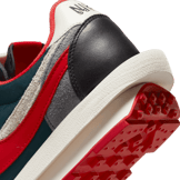 Nike LD Waffle sacai Undercover University Red Angle 5