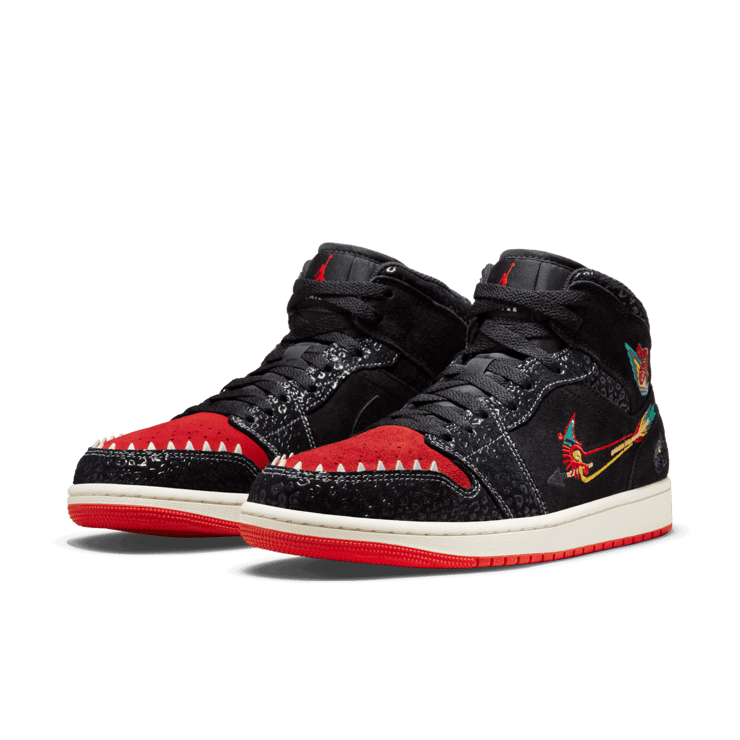 Jordan 1 Mid SE Siempre Familia Angle 2