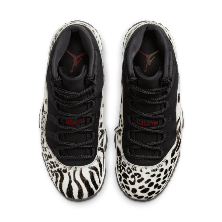 Air Jordan 11 Animal Instinct (W) Angle 1