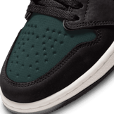 Jordan 1 Retro High Element Gore-Tex Black Particle Grey Angle 4