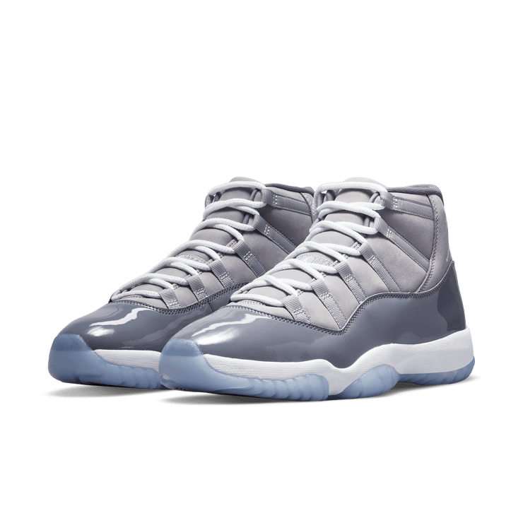Air Jordan 11 Retro Cool Grey (2021) Angle 2