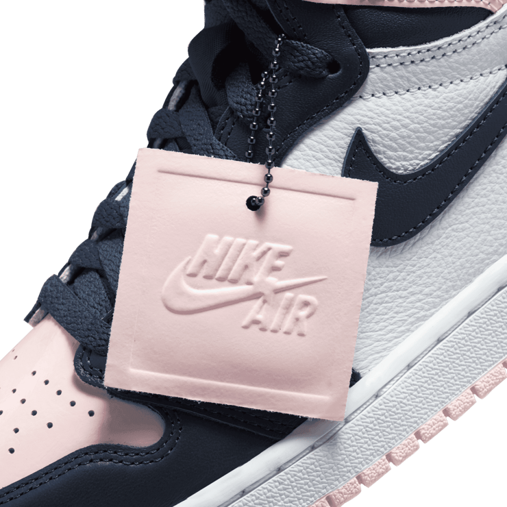 Jordan 1 Retro High OG Bubblegum (W) Angle 6