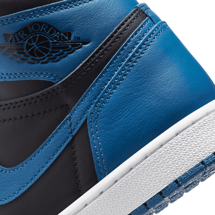 Jordan 1 Retro High OG Dark Marina Blue Angle 5