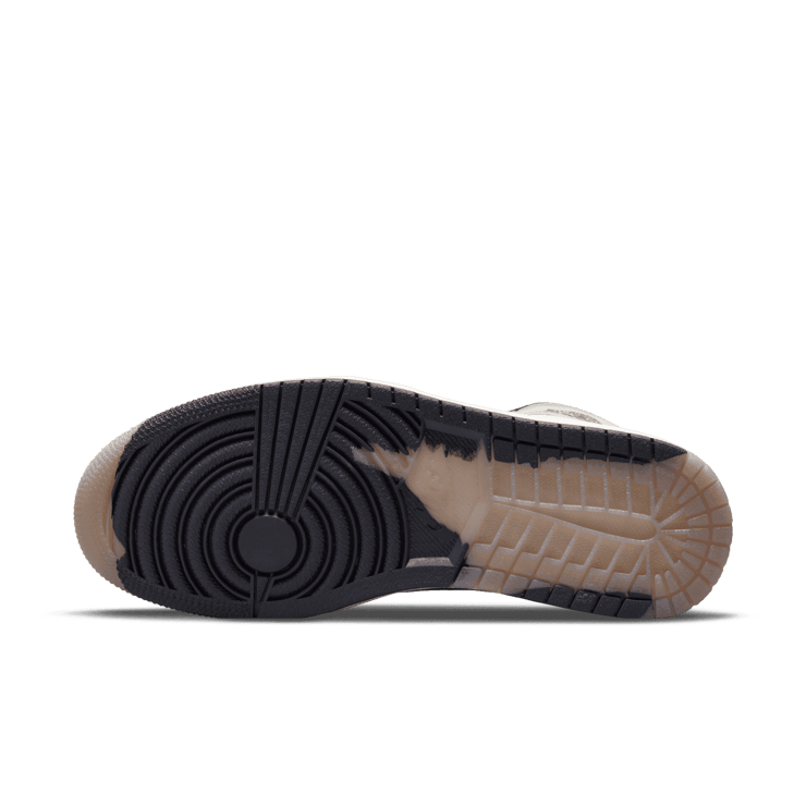 Air Jordan 1 Retro High Element Gore-Tex Light Bone Angle 0