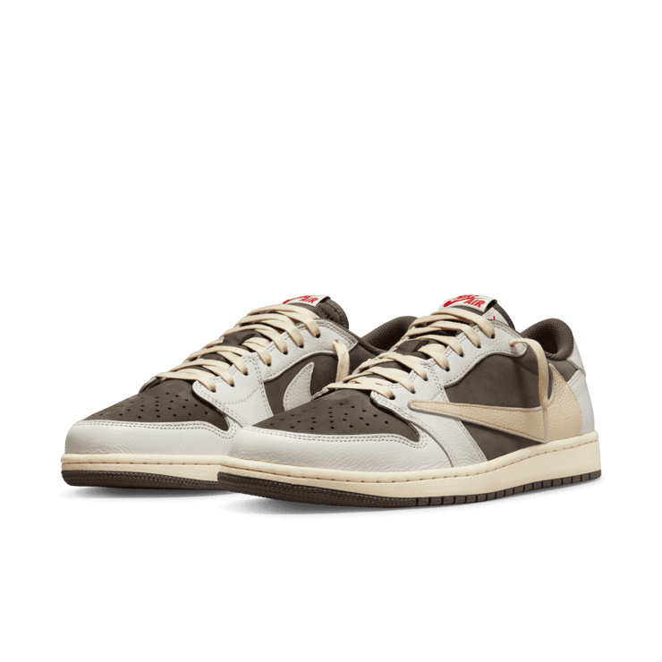 Jordan 1 Low Travis Scott Reverse Mocha Angle 2