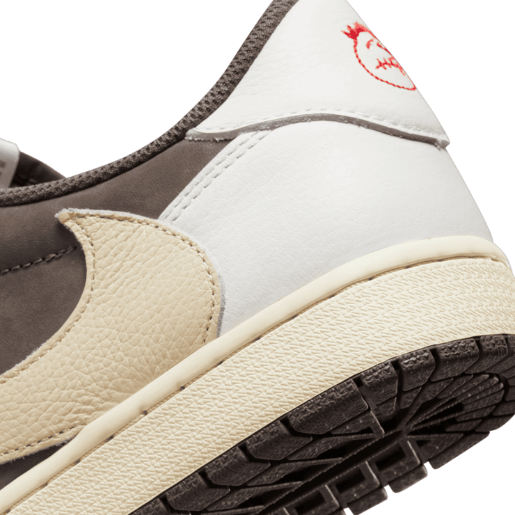 Jordan 1 Low Travis Scott Reverse Mocha Angle 5