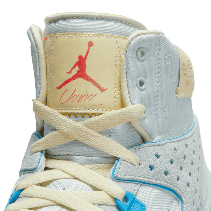 Air Jordan 2 Retro Union Grey Fog Angle 6