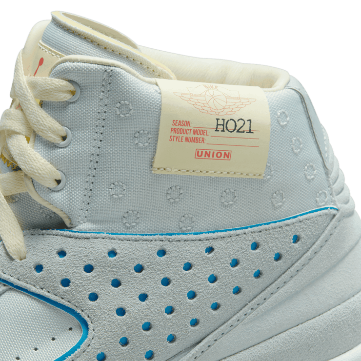 Air Jordan 2 Retro Union Grey Fog Angle 7