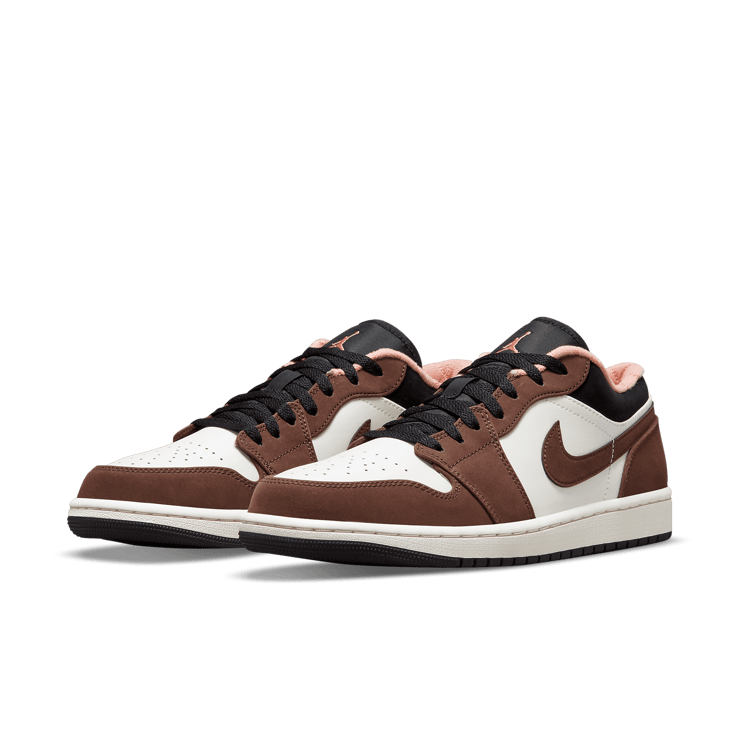 Jordan 1 Low Mocha Angle 2