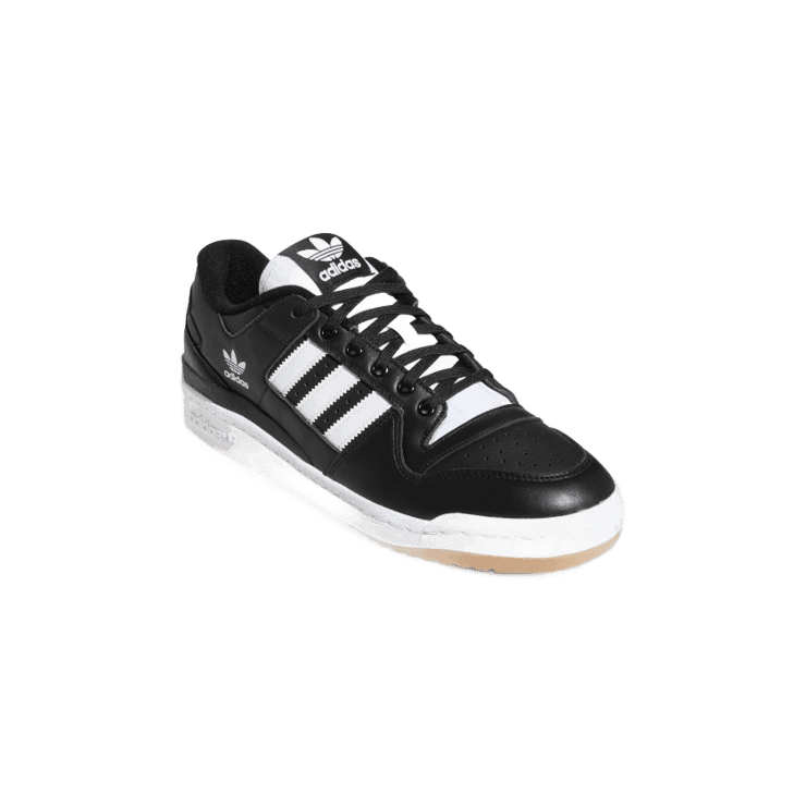 adidas Forum 84 Low ADV Shoes Core Black Angle 3