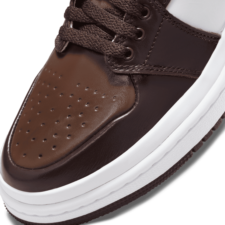 Jordan 1 Acclimate Chocolate (W) Angle 4