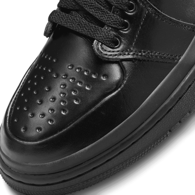 Jordan 1 Acclimate Black (W) Angle 4