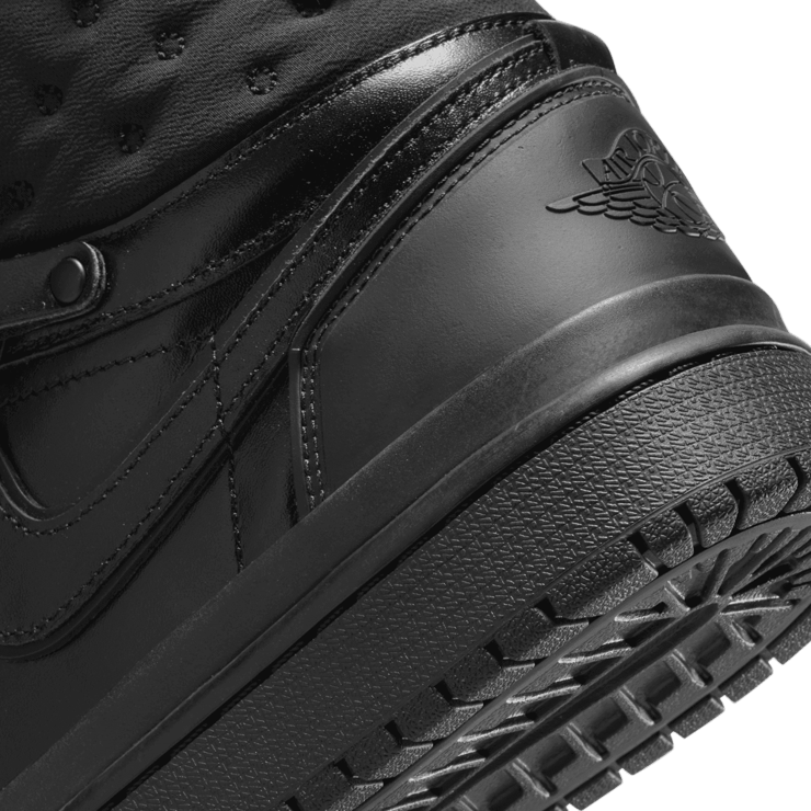 Jordan 1 Acclimate Black (W) Angle 5