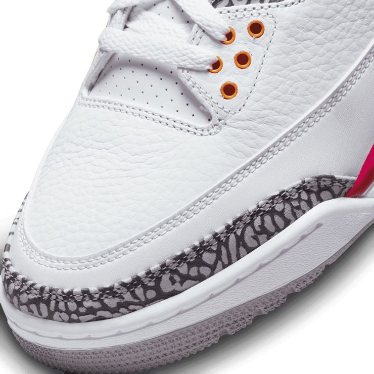 Air Jordan 3 Retro Cardinal Red Angle 4