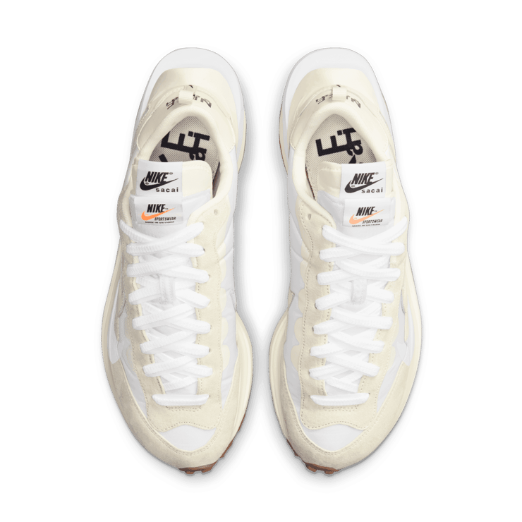 Nike Vaporwaffle sacai Sail Angle 1