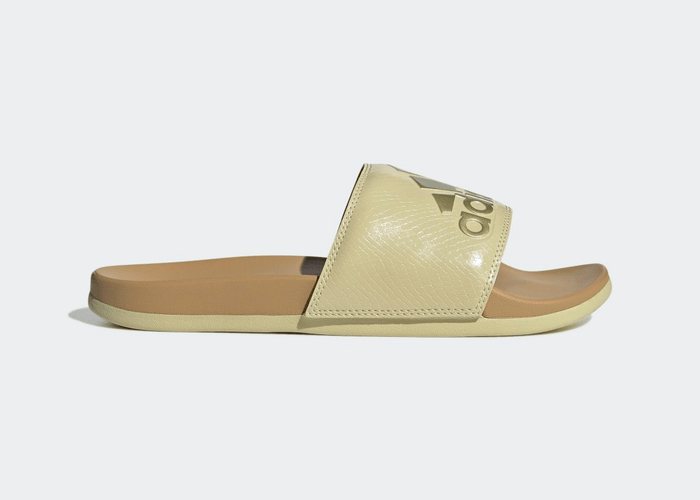 adidas Adilette Comfort Slides Sandy Beige