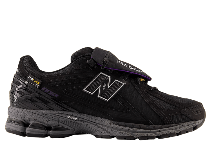 New Balance 1906R Cordura Pouch Black - M1906ROC Raffles & Where