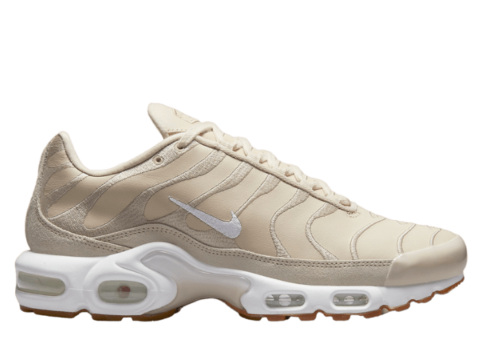 nike air max plus cream