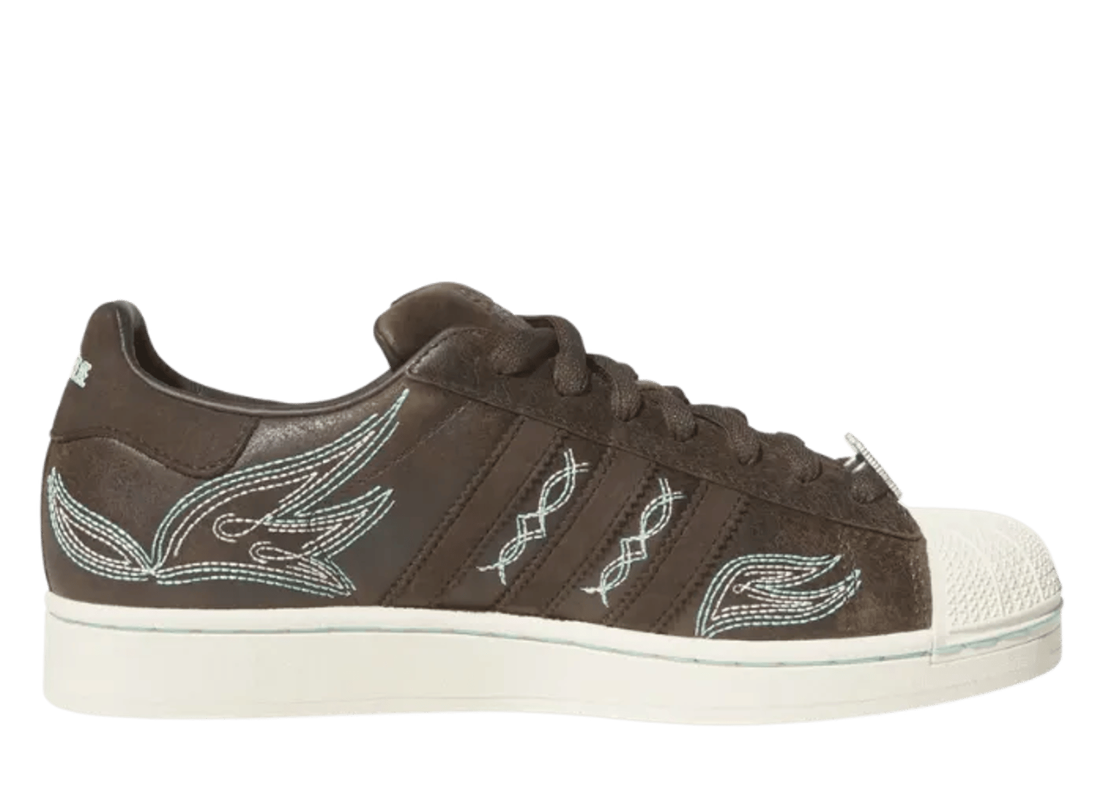 Houston Sneaker Retailer Active Athlete turned the adidas Superstar into a Vintage Saddle Houston Sneaker Retailer Active Athlete turned the adidas Superstar into a Vintage Saddle