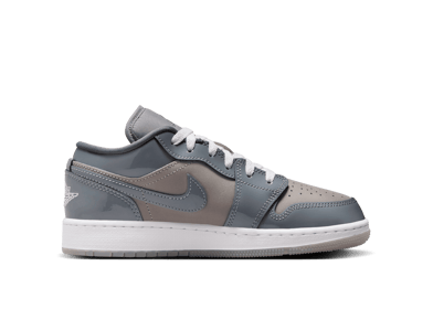 Air Jordan 1 Low SE in Grey | HF3188-011 (GS)