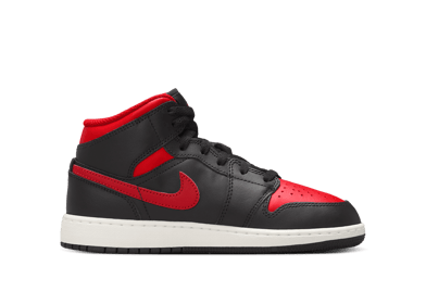 Air Jordan 1 Mid in Black | DQ8423-067 (GS)