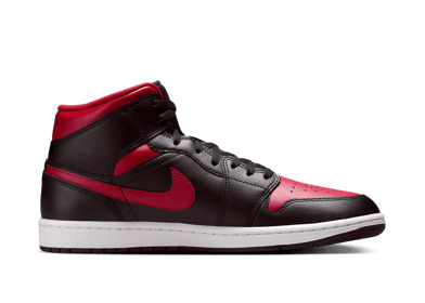 Air Jordan 1 Mid in Black | DQ8426-067