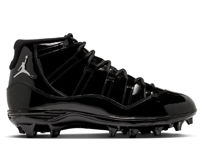 Air Jordan 11 Retro Cleat Black
