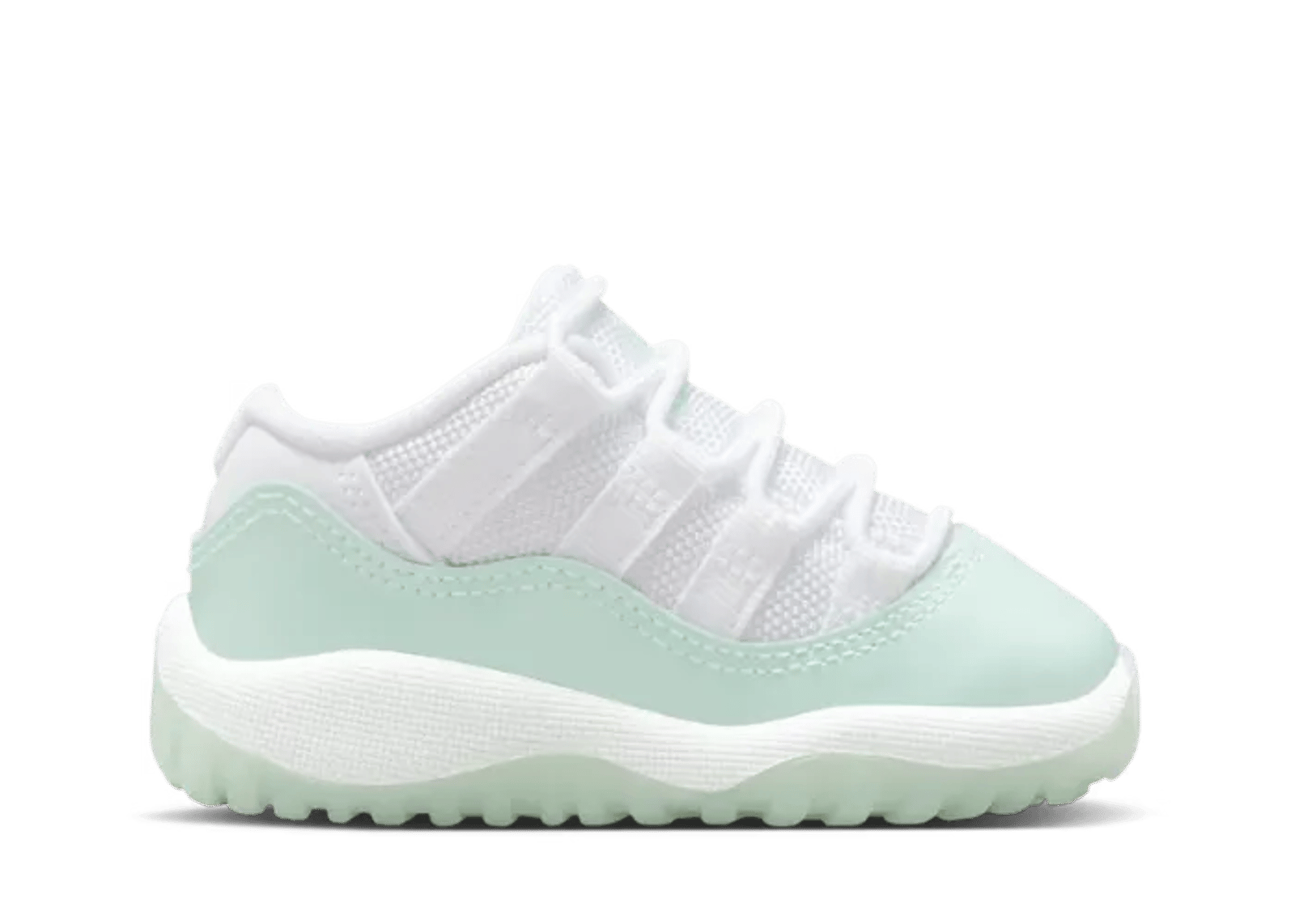 ★人気★Nike★Air Jordan 11 Retro Low IGLOO WMS Air Jordan 11 Retro Low Igloo (TD) - 645107-103 Raffles