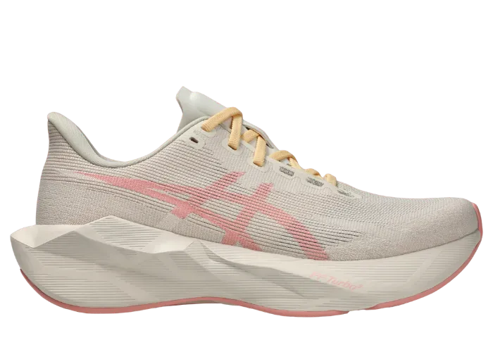 Asics Novablast 6 FP Movement (W)