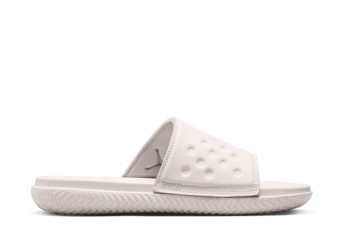 Jordan Play Slides in Pink