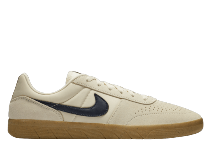 Nike SB Team Classic Light Cream Obsidian