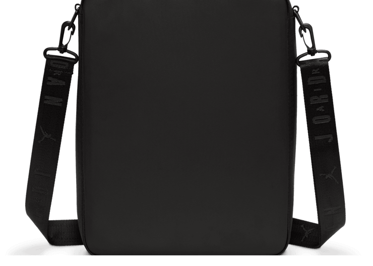 Jordan The Collectors Box (13L) in Black | MA0975-023