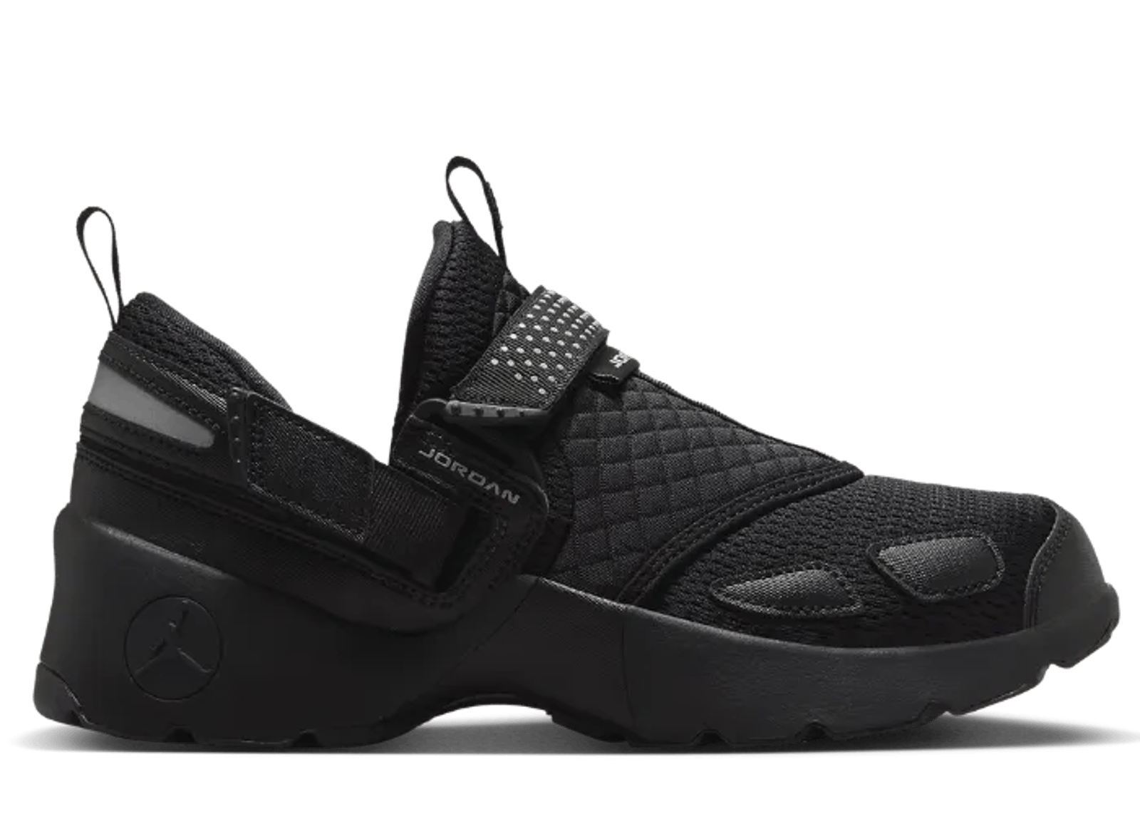 Jordan Trunner LX Triple Black (W)
