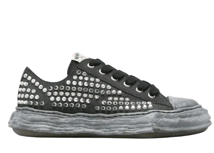 Trending sneaker