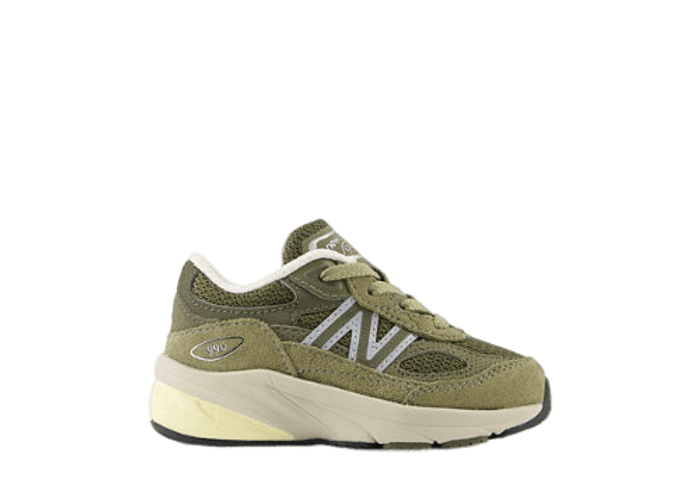 New Balance 990v6 Green (Size 6.5 X Green (GS)